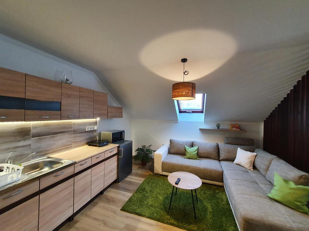 Reteskert Vendeghaz Es Apartman Белапатфальва Екстер'єр фото